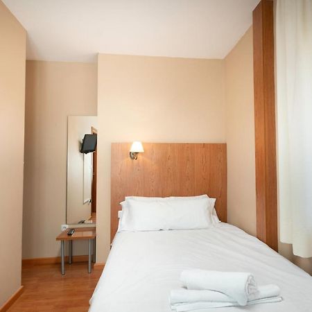 Residenza Hostel Zamora Bagian luar foto